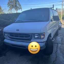 2000 Ford Econoline