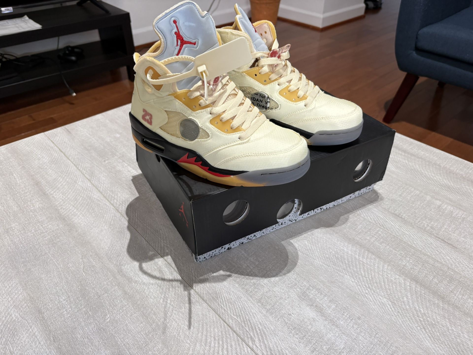 Off White Jordan 5 Retro Size 9