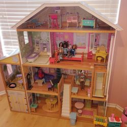 KidsCraft Wooden Dollhouse 