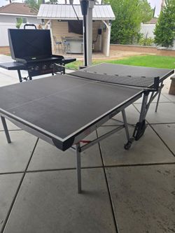 Ping pong table