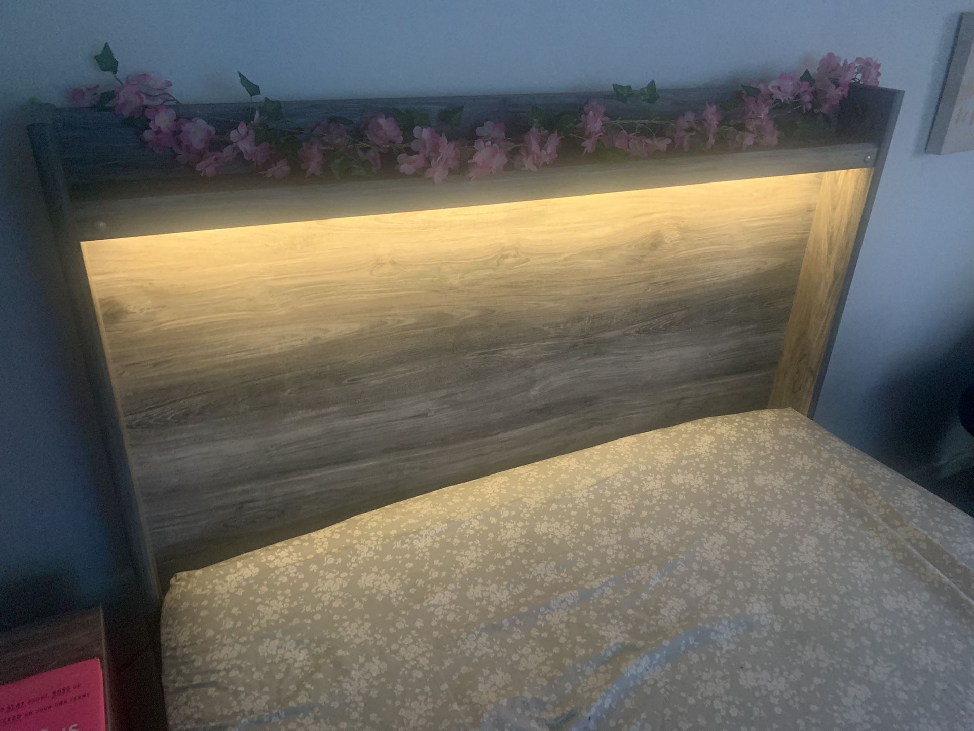 Full Size Bed Room Set