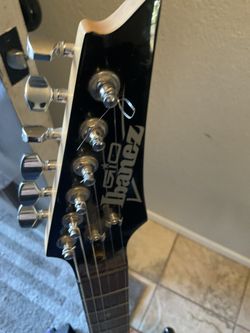 Ibenez Gio Maple Neck