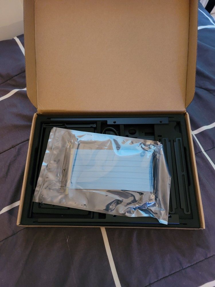 SFF FormD T1 Sandwich Kit With Riser