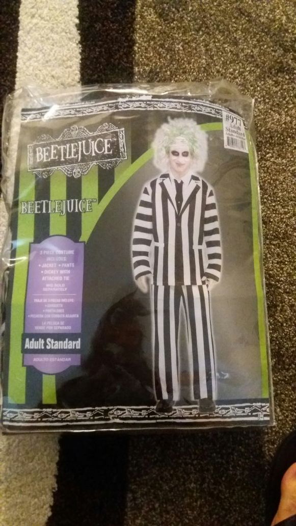 Complete Halloween costume