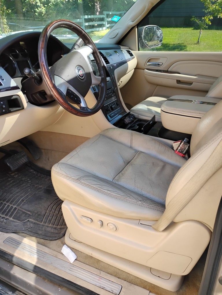 2008 Cadillac Escalade