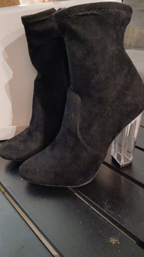 Black Boots With Clear Heel Size 7