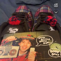 Nike SB Dunks Nardwaur Collab Brand New 