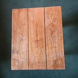 Side Table/Coffee Table, Free