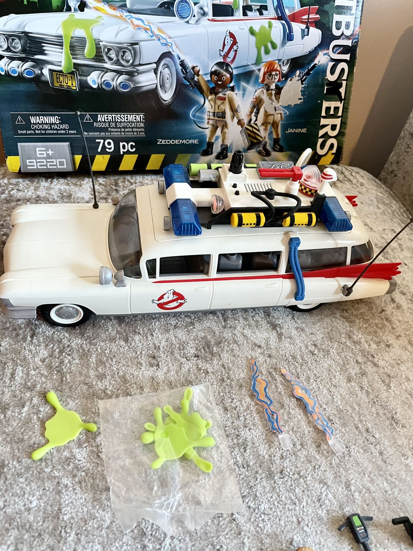 Playmobil Ghostbusters Ecto 1 