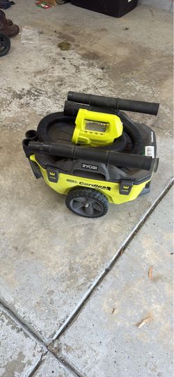 Ryobi 18V ONE+ 6-Gal. Cordless Wet/Dry Vacuum with Accessories