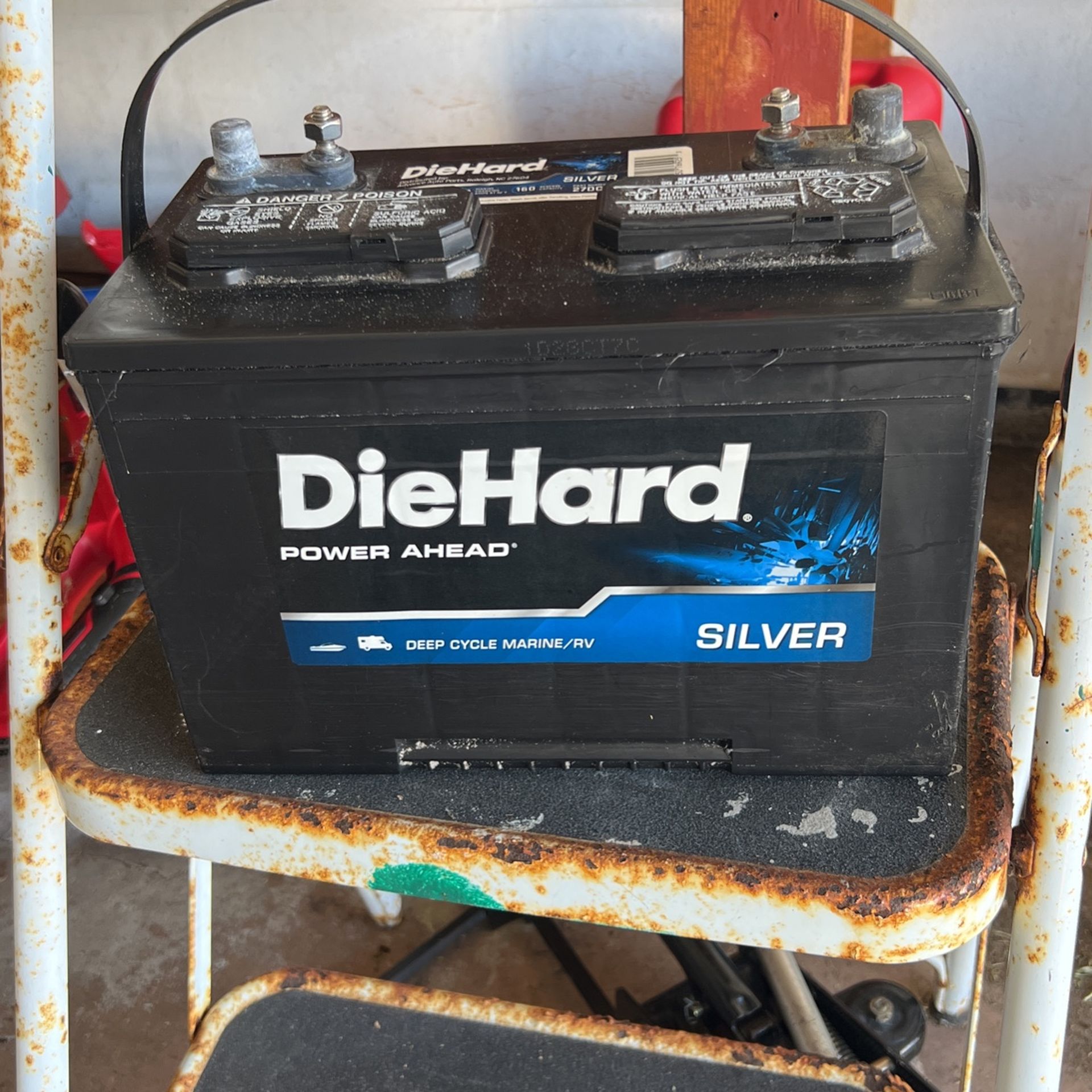 Die Hard Marine Batter 27dc-2