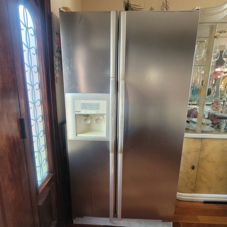 Kenmore Refrigerator 27cc 