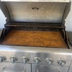 Free Bbq, No Work For Metal 