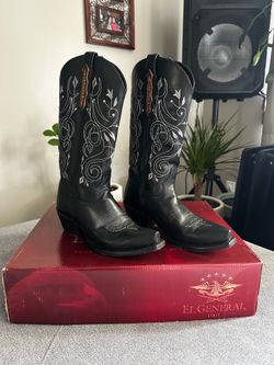 Like NEW! El General Cowgirl Boots