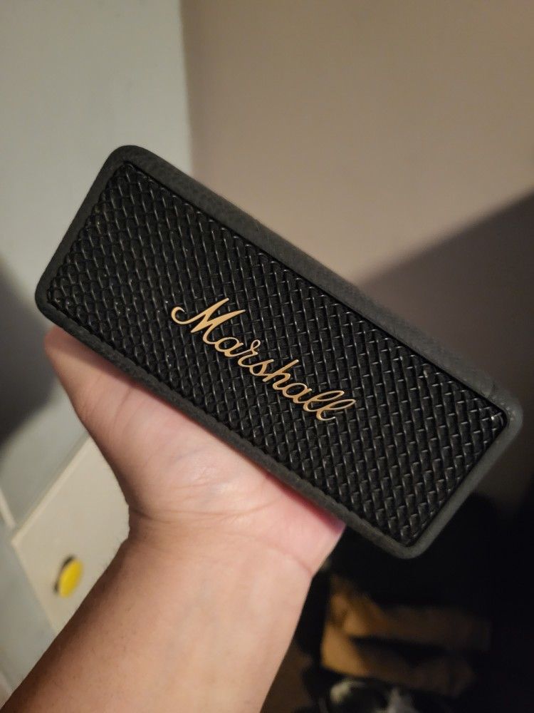 Marshall Speaker