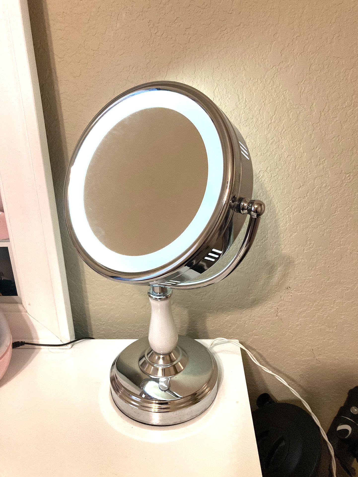 26”round Big Plug In Two Sided Touch On Vanity Mirror 