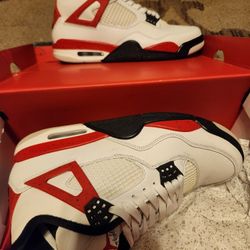 Jordan 4  Retro Red Cement 10.5 Mens