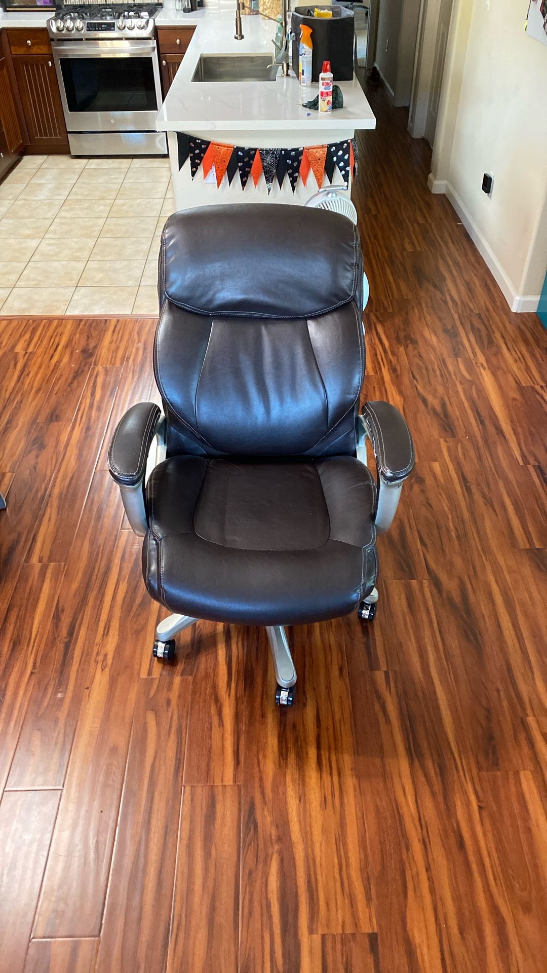 Free Leather Office Chair