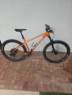 Trek Roscoe 7