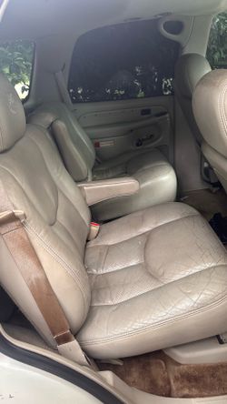 2004 Cadillac Escalade