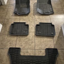 2021 Jeep Grand Cherokee L All Weather Mats