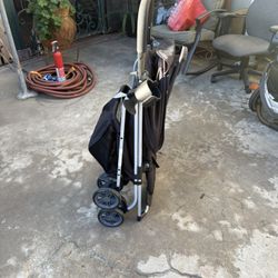 Evenflo Reversi Lightweight Reversible Stroller - Like New, Barely Used!