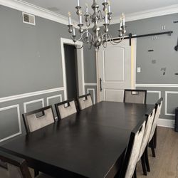 Dining Table And 8 Chairs 