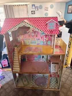 Girls Barbie house