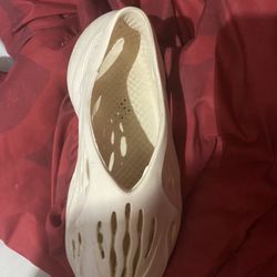 Cream Color Foam Runners
