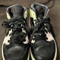 Air Jordan size 1.5