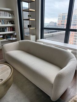 White Curved Back Boucle Sofa | West Elm Addie Couch 86”