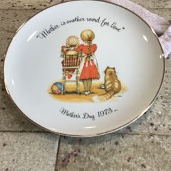 Genuine Porcelain 