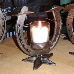 Horseshoe Candle Holder 