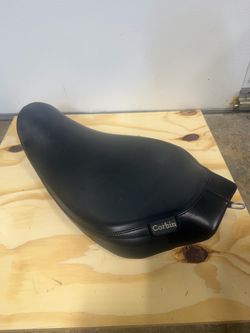 Corbin Solo Seat – 1996–2003 Harley Dyna – Black Leather – Made in USA