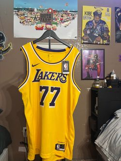 Nike NBA Lakers #77 Jersey Size 52