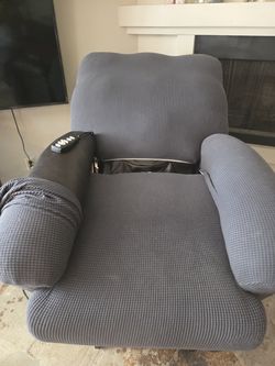 Lift chair with cover needs back mechanism repaired Cave creek and Greenway