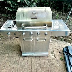 Charbroil Advantage Patio/Outdoor Grill