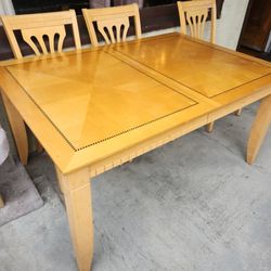 Dinning Table