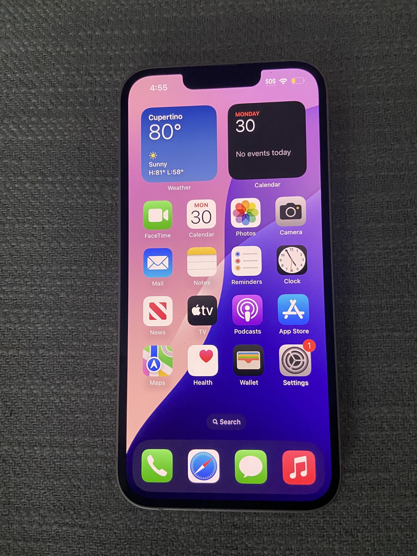 Apple iPhone 13
