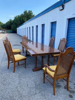 Vintage dinning table