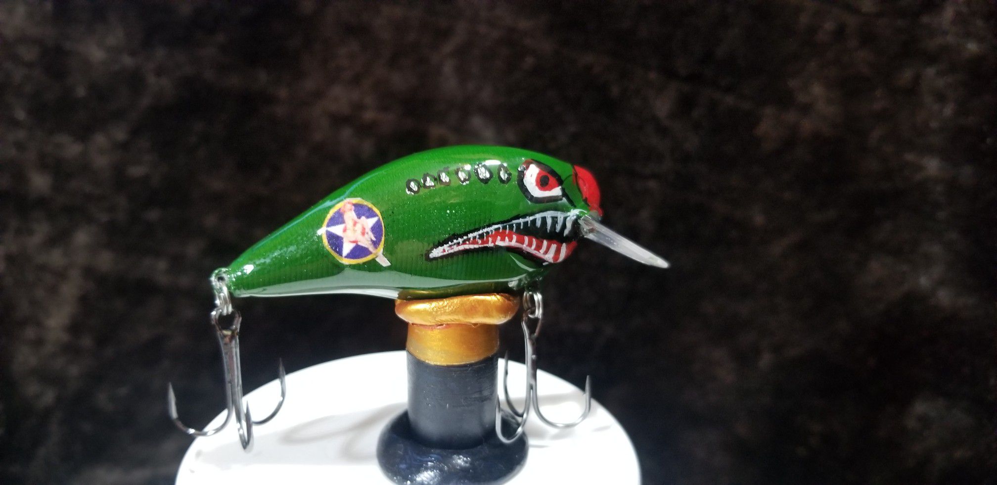 BRAND NEW UNIQUE, CRANK BAIT FISHING LURE! ONE OF A KIND! GREAT GIFT FOR THAT FISHERMAN!