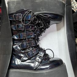 Demonia Platforms