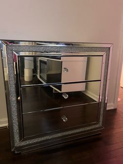 Mirrored 3-Drawer Nightstand with Crystal Knobs
