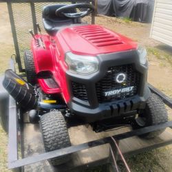 Troy Bilt Bronco/Delivery Available 