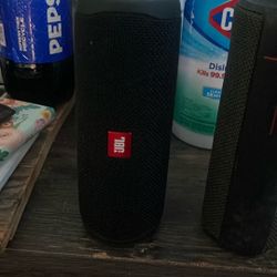 JBL Bluetooth Speaker 