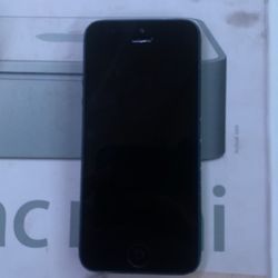 iPhone 5 Broken Screen Does Not Turn On 