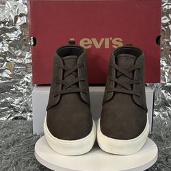 Youth Boy’s Levi’s Princeton WX Dark Brown Shoes Size 3.5 M New in Box