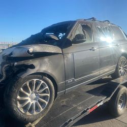 2018 Land Rover Range Rover For Parts