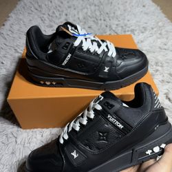 Louis Vuitton Trainers 