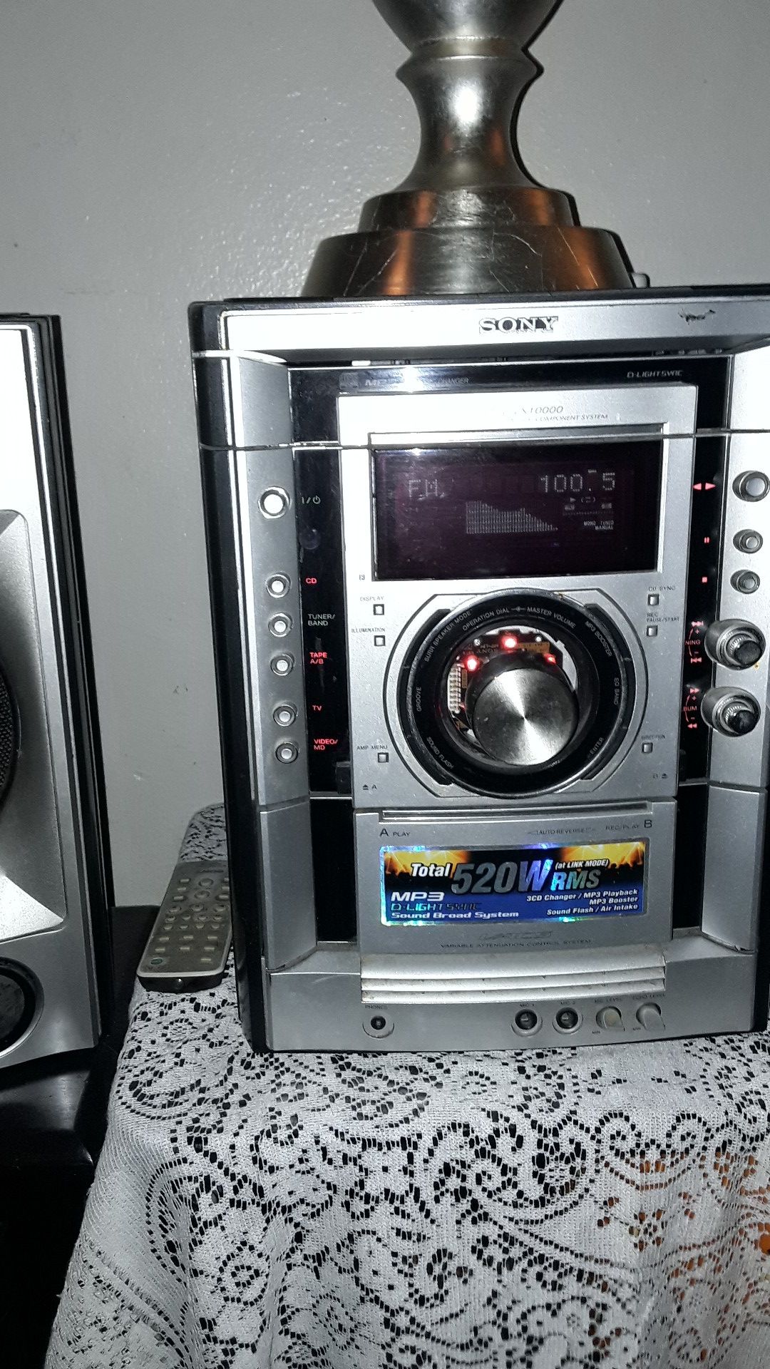 SONY Stereo System/With 4 Speakers